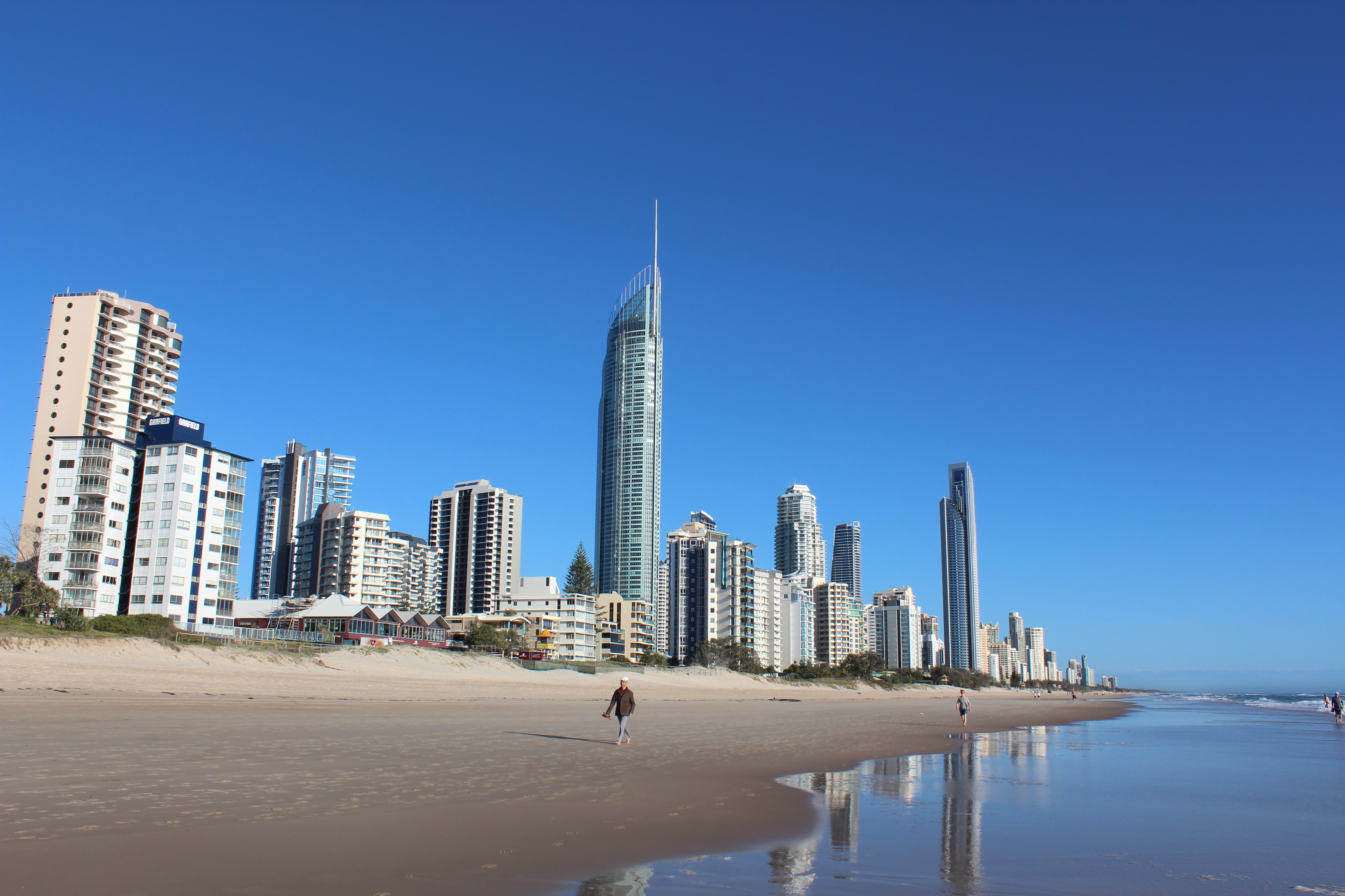 5 Reasons to visit the Gold Coast in September