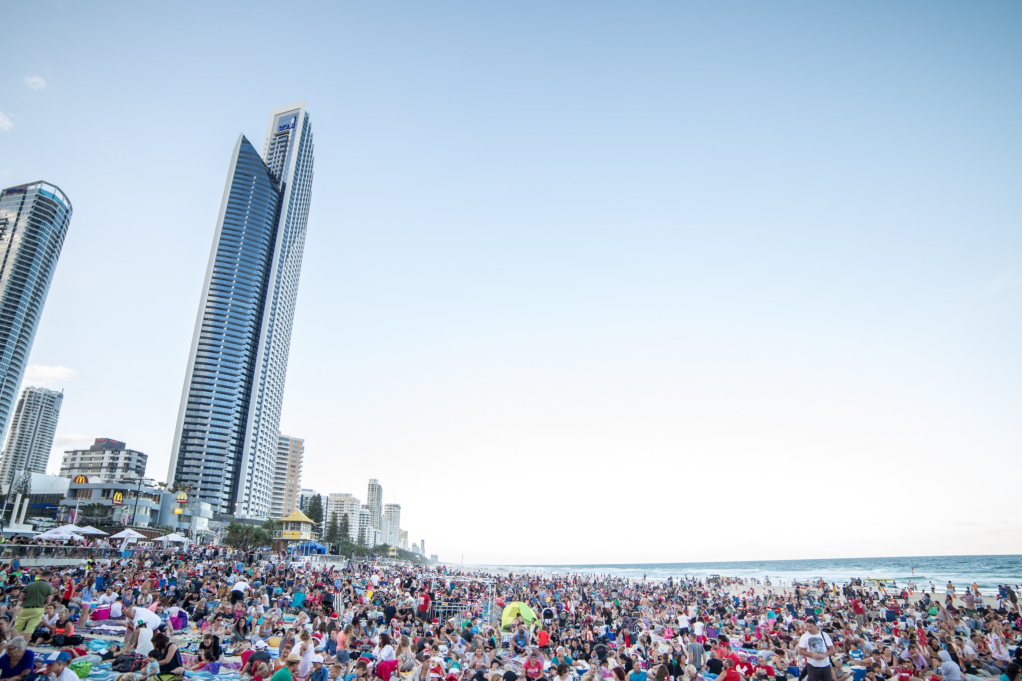 Surfers Paradise Carols on the Beach