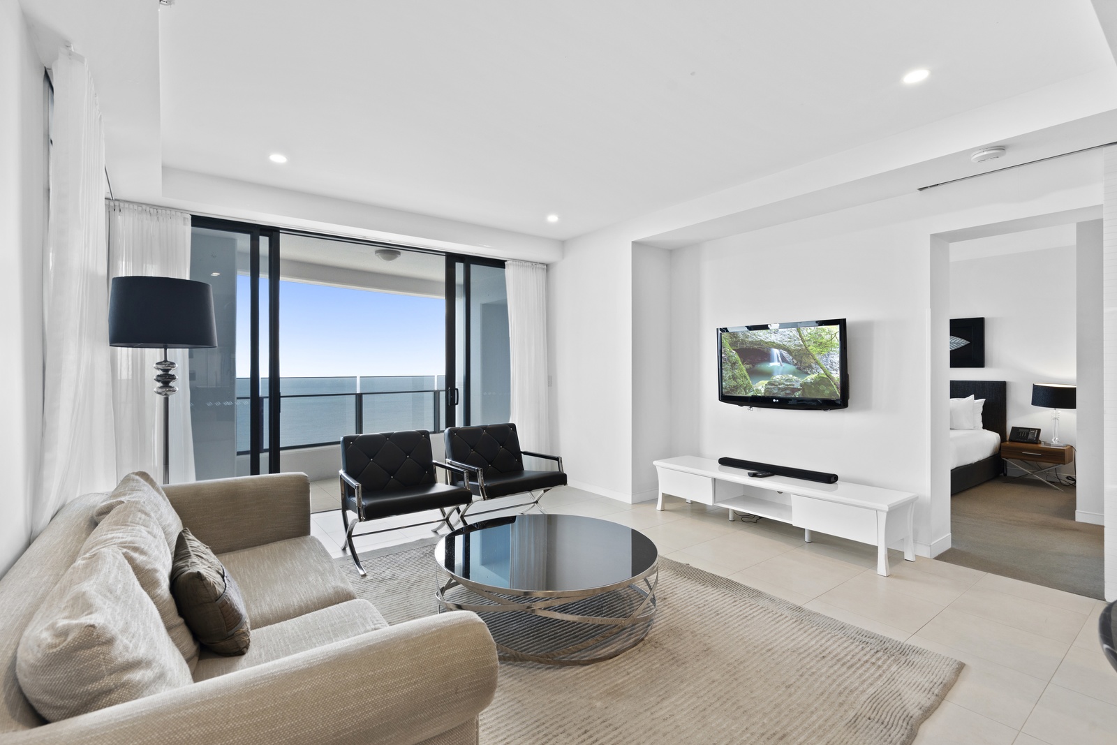 Soul, Apartment 5004