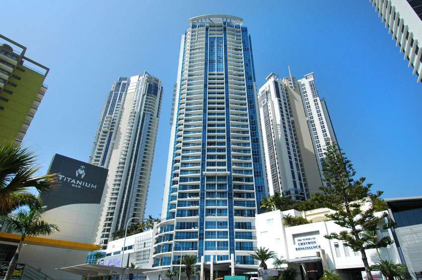 Find Surfers Paradise Last minute hotels with HRSP!