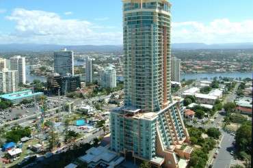 Top 5 Reasons to stay at Crown Towers Gold Coast