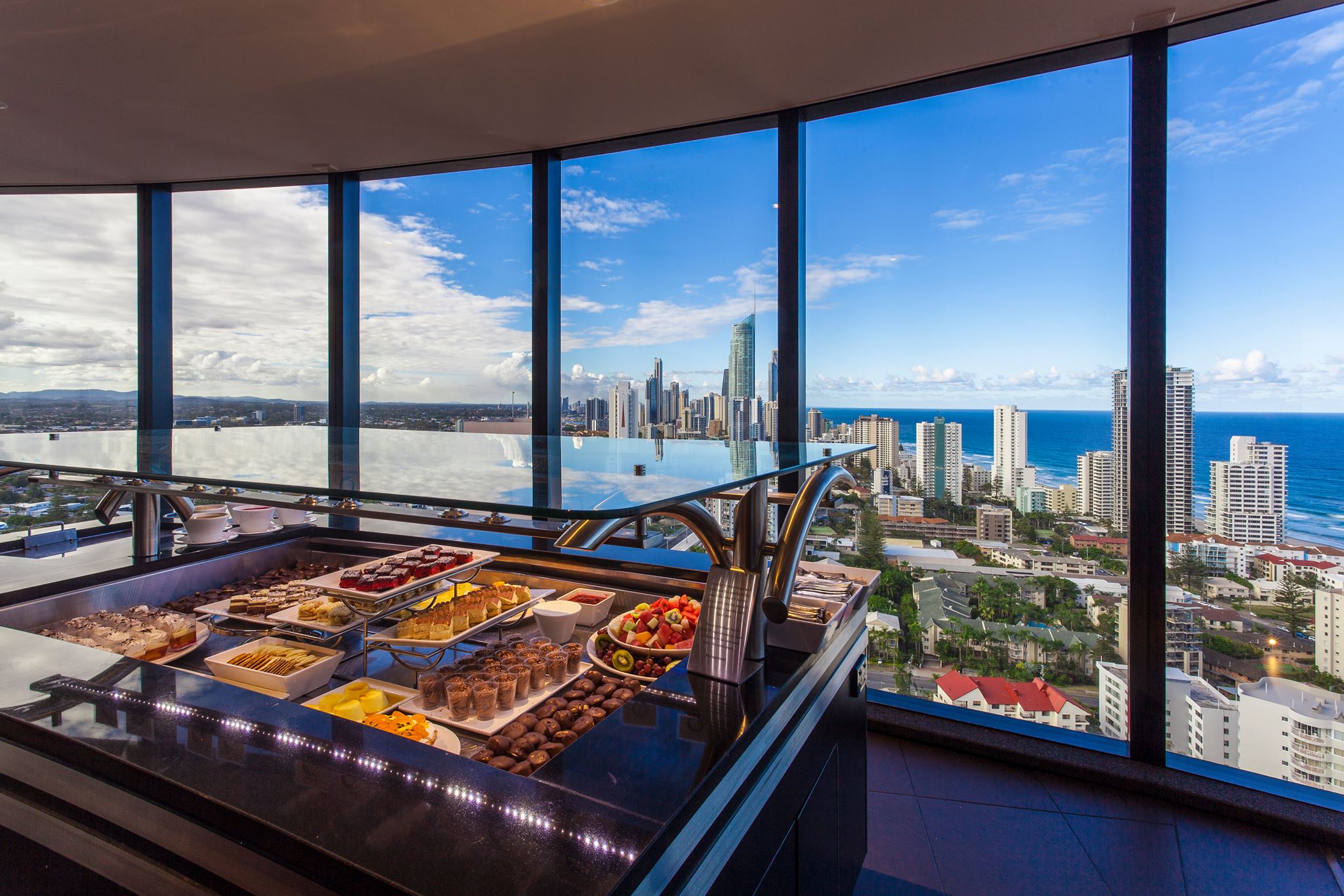 Top 5 buffets in Surfers Paradise